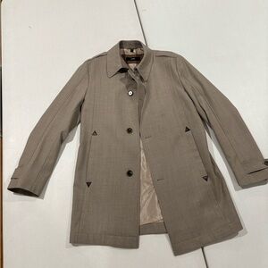 Hugo Boss 42R men’s trench coat